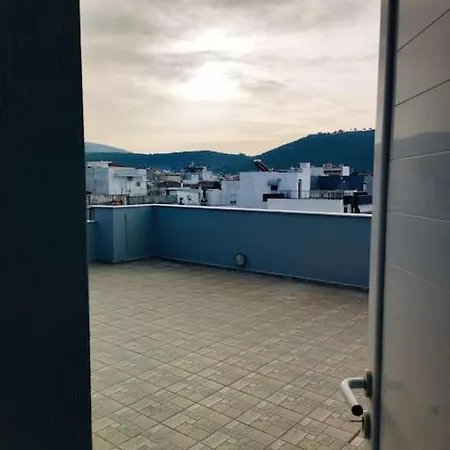 Upon - Modern Studio With Panoramic View Volos